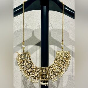 Vintage Kundan-style White and Gold-tone Necklace